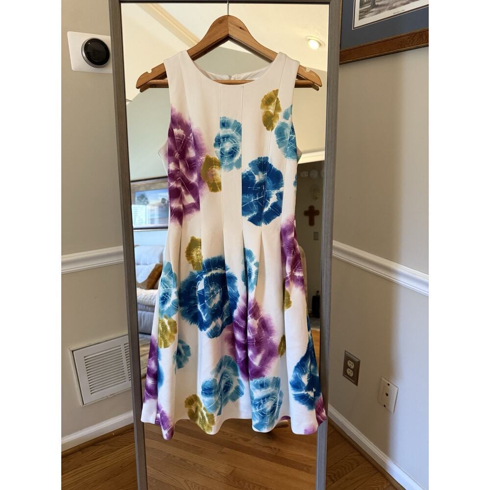 $134 Calvin Klein Floral Sleeveless Fit & Flare Dress- Nwt Size 2. Retail 134
